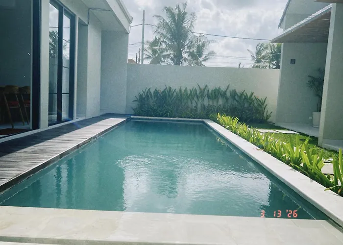 Homestay Anada House