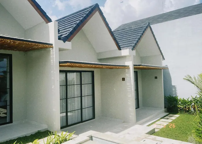 Anada House Homestay *